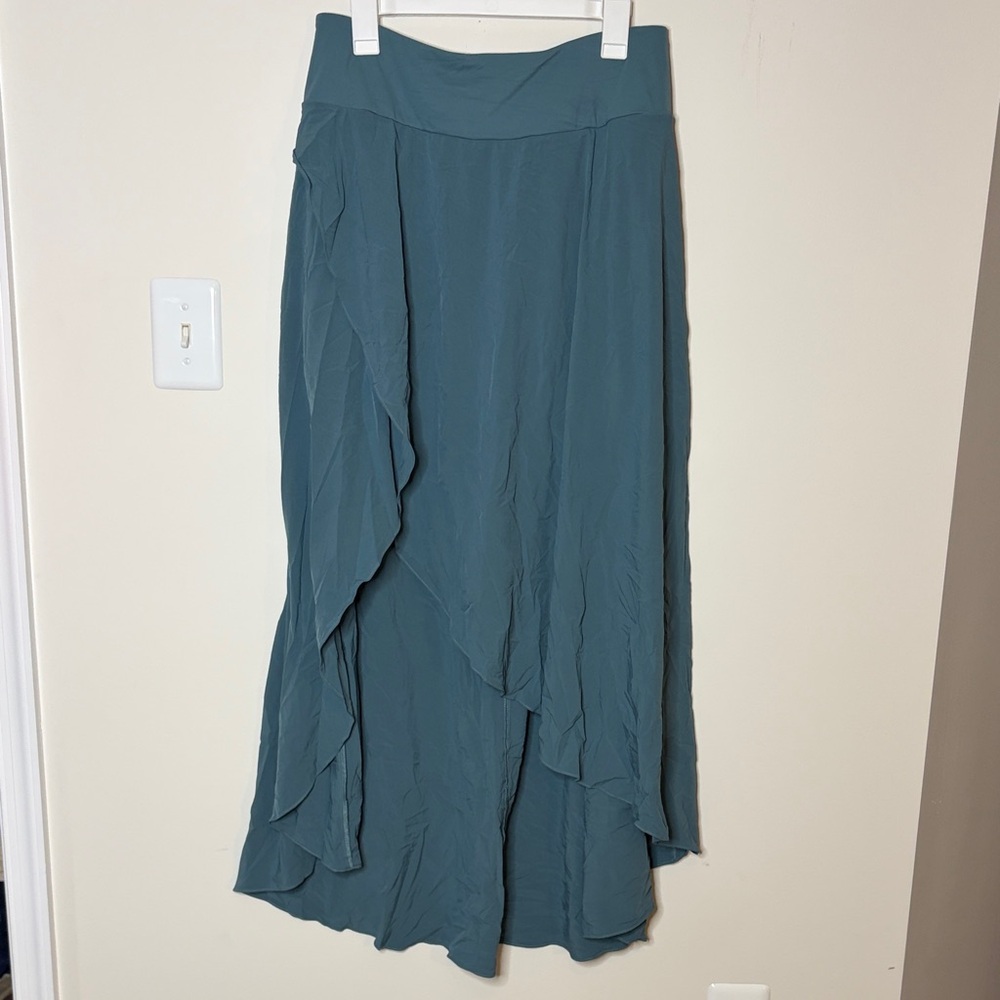 HALARA Teal Asymmetrical Ruffle Maxi Skirt